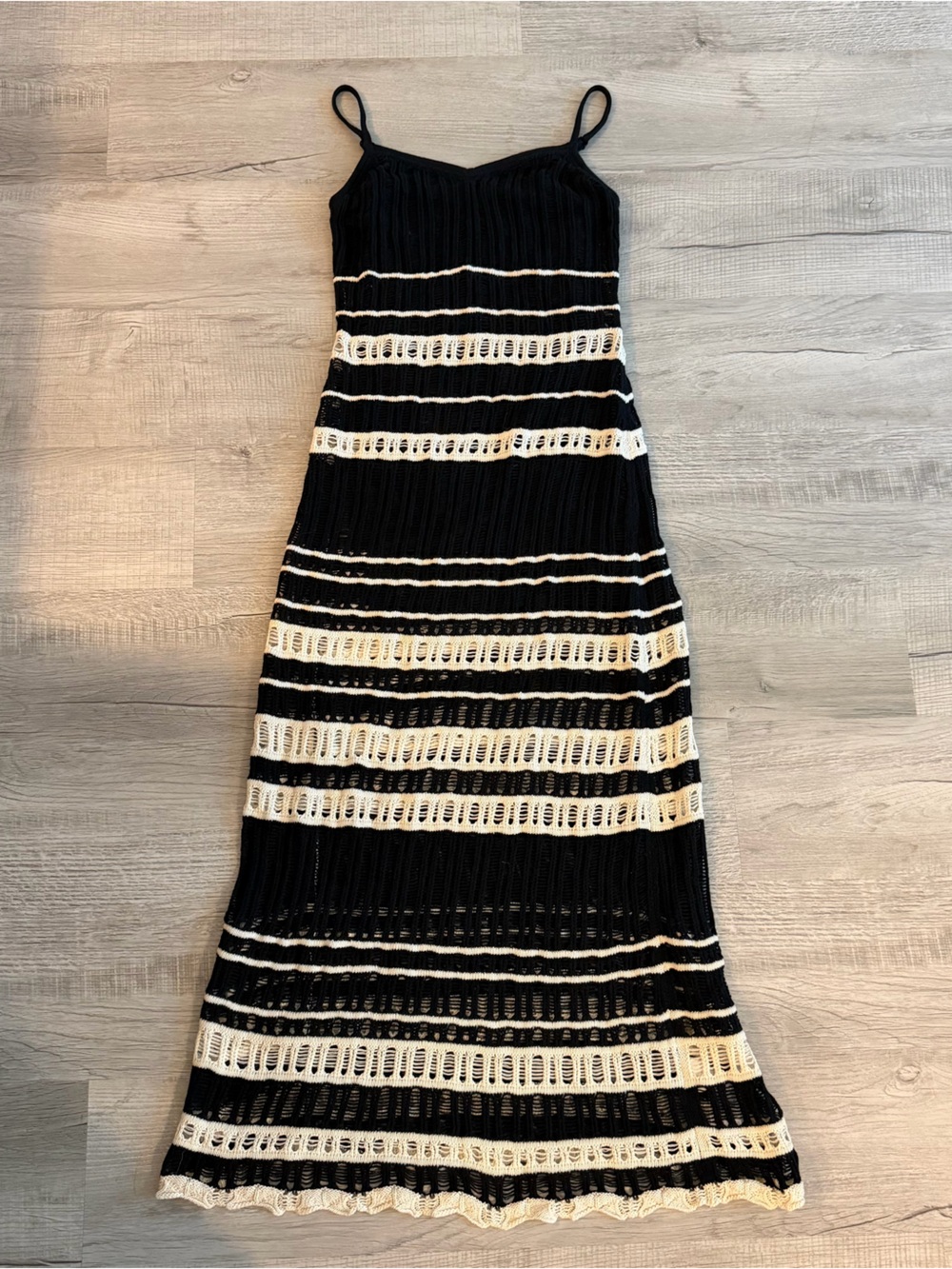 Abercrombie & Fitch Black and Cream Knit Striped Maxi Skirt